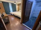 Superior room with balcony and with city view