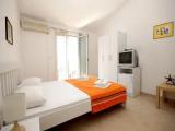 1 Bedroom Apartment with balcony and with view