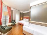 Corner Suite