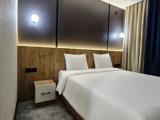 1 Bedroom Standard Double room with balcony and with lake view