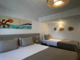 Standard Triple room with balcony