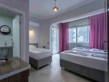 Standard Triple room with balcony