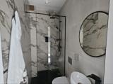 1 Bedroom Comfort room with lake view