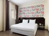 2-room Venice Suite with balcony