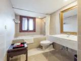 Suite with balcony and with view
