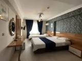 Standard Triple room with view