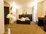 2 Bedrooms Standard Family room with balcony and with view