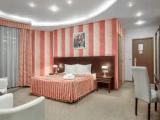 Deluxe Double room with city view