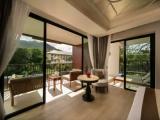 Deluxe with Whirlpool Bath Double Suite with balcony and with mountain view