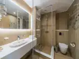 Deluxe Leto building Twin room with balcony