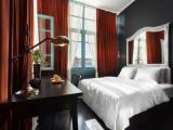 Standard Double room with city view