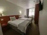 Standard Twin room with city view