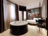 Double Bubbling Junior Suite