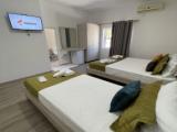 Standard Triple room with view