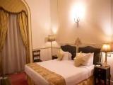 Golden Classic Double room with city view