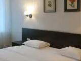 2 rooms Comfort Double room with courtyard view