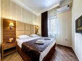 2 Bedrooms Family Studio