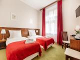 Twin room with city view