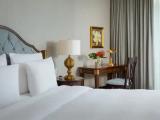 Superior Double Suite with balcony and with park view