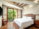 2 Bedrooms Family Suite with balcony and with mountain view
