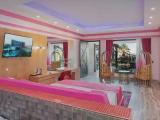 Beach with Jacuzzi room