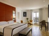 Eiffel Tower View Double Junior Suite