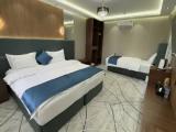 Deluxe Family room with courtyard view