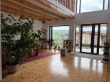 Standard Twin room with mountain view