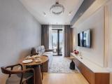 3 rooms Panoramic Sextuple Suite with view