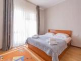 2 Bedrooms Standard Family room with balcony