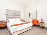 Standard Double room with city view