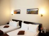 Superior Standard Quadruple room with courtyard view