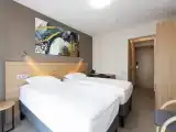 Business Amaks Twin room