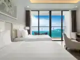 Twin Studio oceanfront