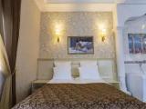 Exclusive Double Suite