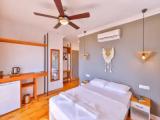 Deluxe Double room with balcony and with sea view