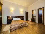 Standard Double room with city view
