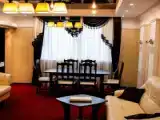 3 Bedrooms Apartment