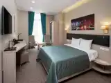 Standard Double room with city view