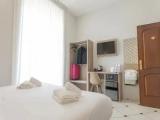 Standard room with balcony and with city view