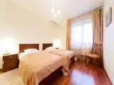 3 Bedrooms Apartment