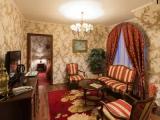 No. 10 Double Junior Suite