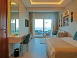 Swim Up Family Suite with balcony