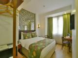 Double room with city view