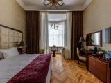 Deluxe with Erker Double room with city view