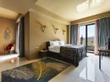 Deluxe Triple room with balcony and with city view