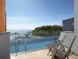 Superior Swim Up Triple room with sea view