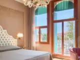 Deluxe Double room with small canal view