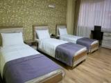 Standard Triple room with balcony