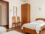 Standard Triple room with city view